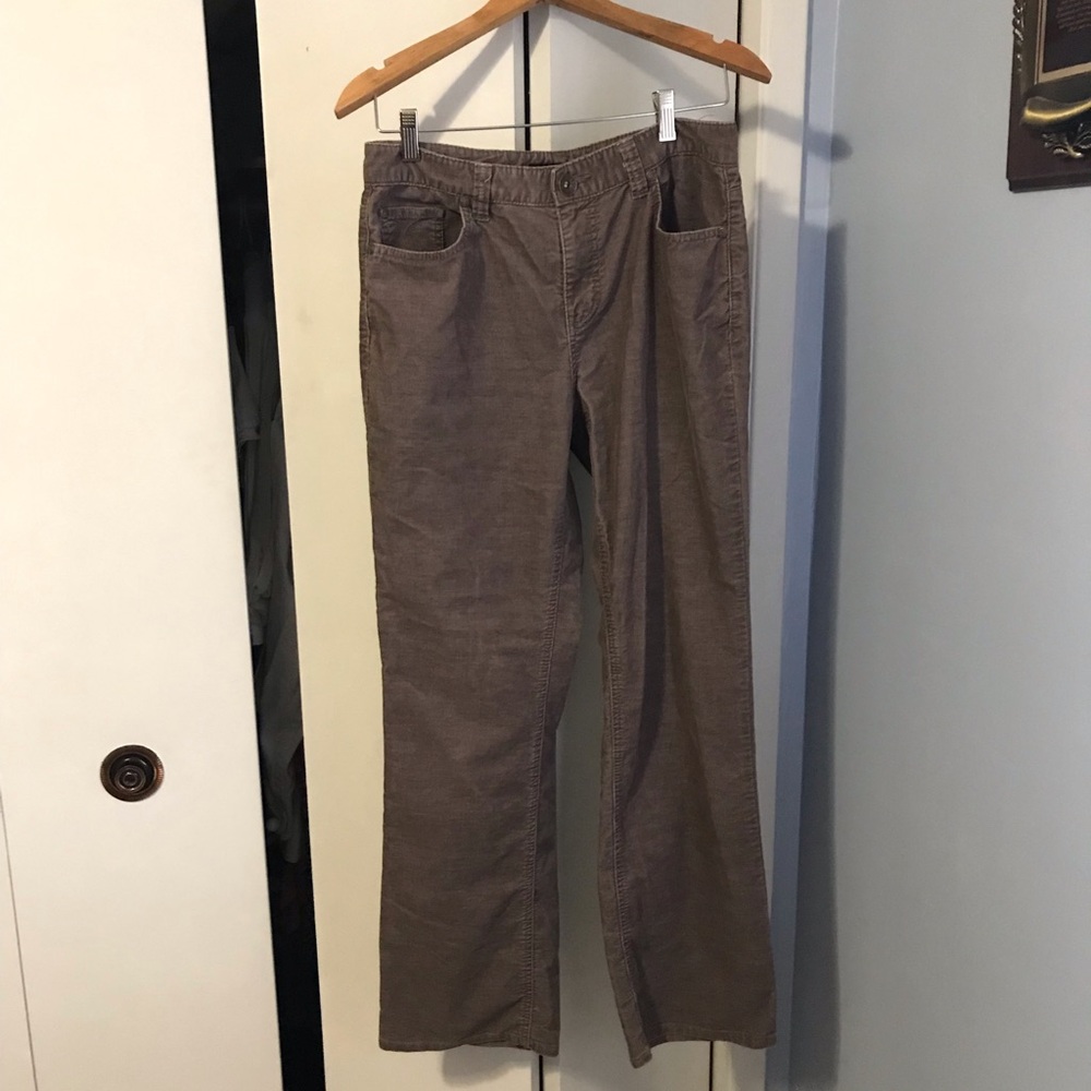 Calvin Klein Jeans Brown Color